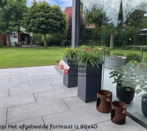 Cerasun Cemento Grigio 80x80x4 cm sfeerfoto