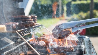 Uw bestrating en de barbecue